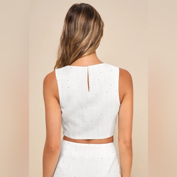 Lulu’s Voguish Ways White Tweed Pearl Fringe Crop Top - Picture 2 of 6